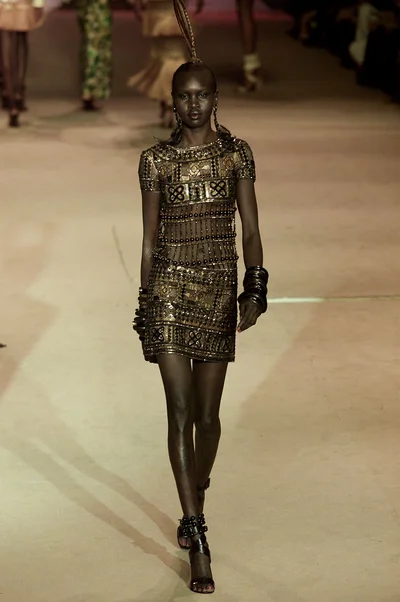 Look 53